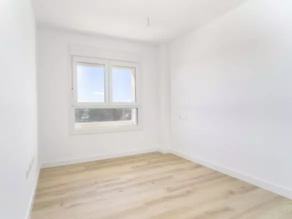 3-bedroom Apartment In Marbella, Spain (90 M²)