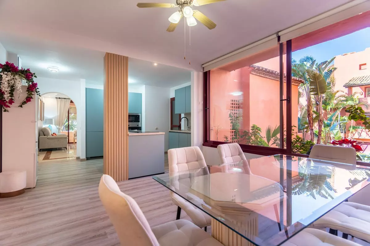 3-bedroom Apartment In Marbella, Spain (132 M²)