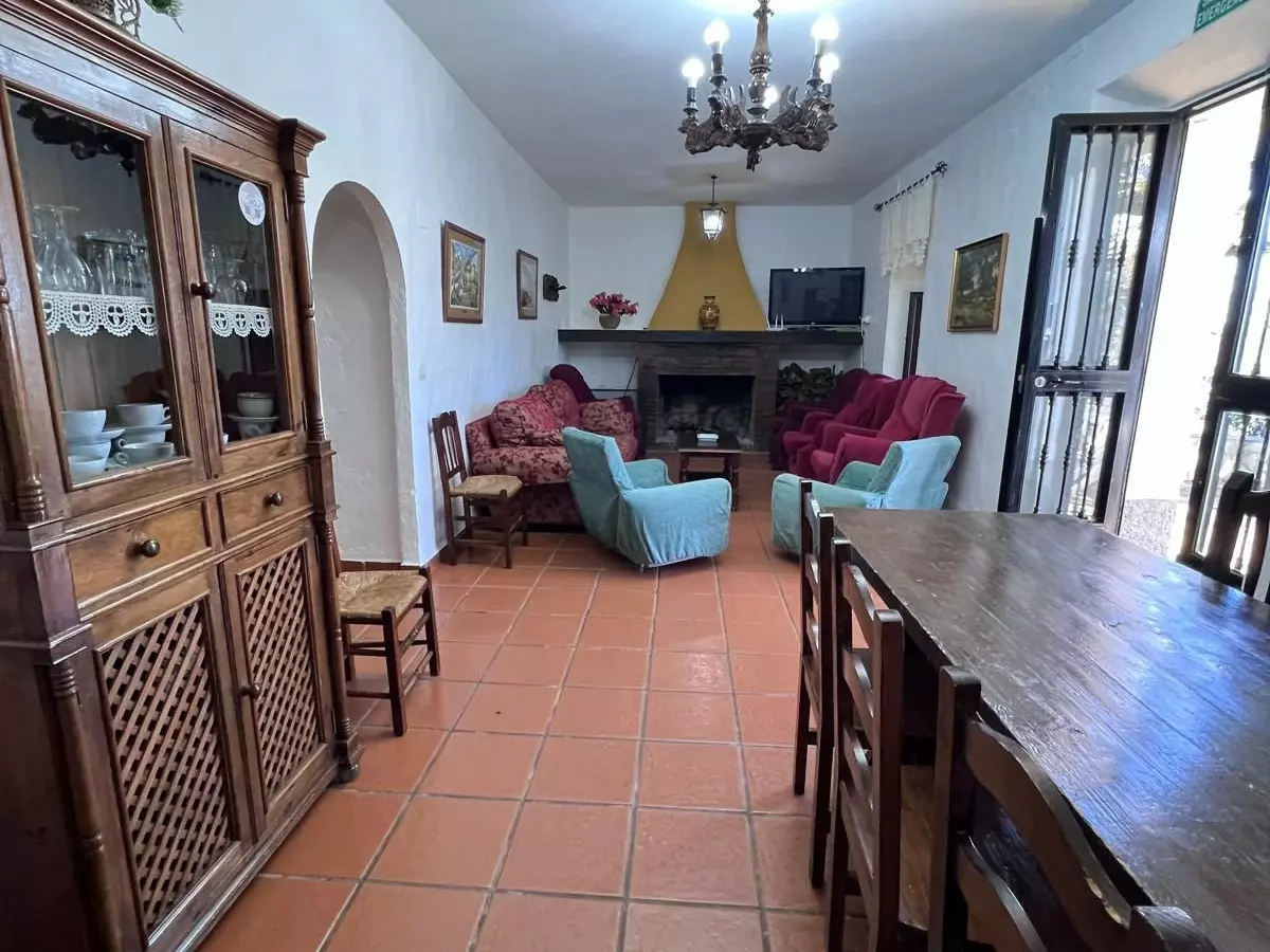 6-bedroom Country House In Ronda, Spain (200 M²)