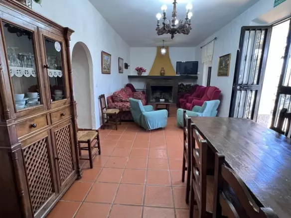 6-bedroom Country House In Ronda, Spain (200 M²)