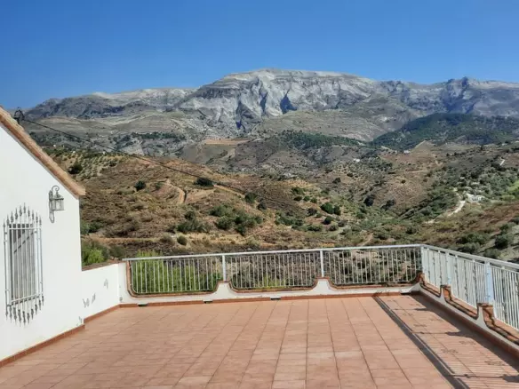 4-bedroom Country House In Sedella, Spain (411 M²)