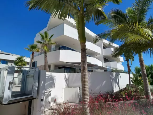 3-bedroom Apartment In Mijas, Spain (152 M²)