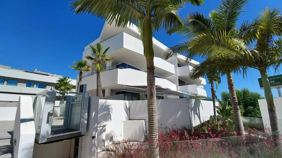3-bedroom Apartment In Mijas, Spain (152 M²)