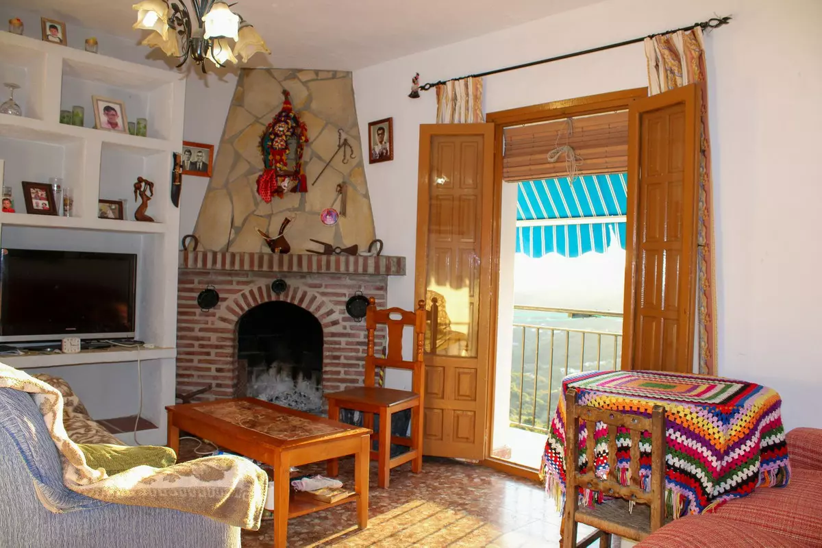 4-bedroom Apartment In Frigiliana, Spain (114 M²)