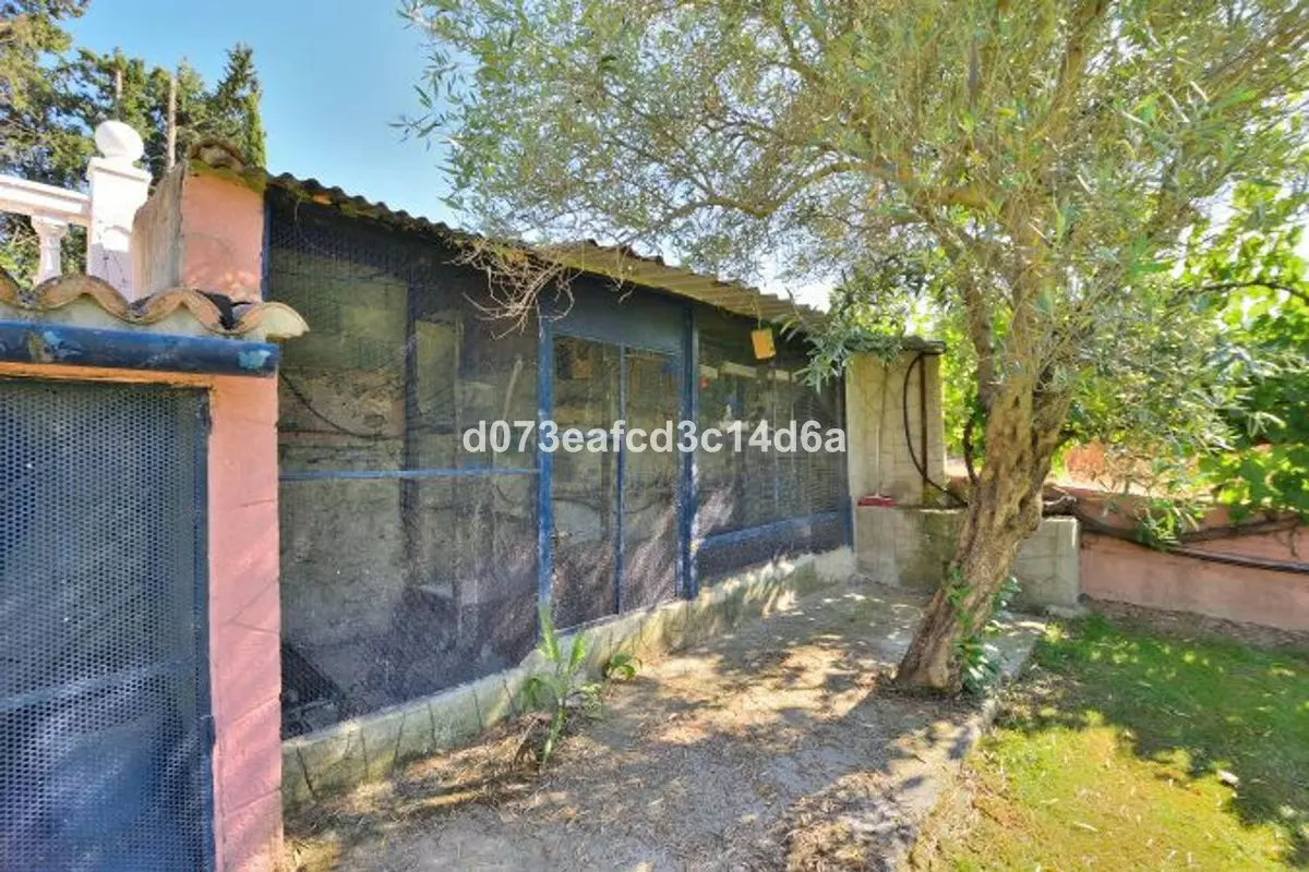 3-bedroom Country House In Benaoján, Spain (85 M²)