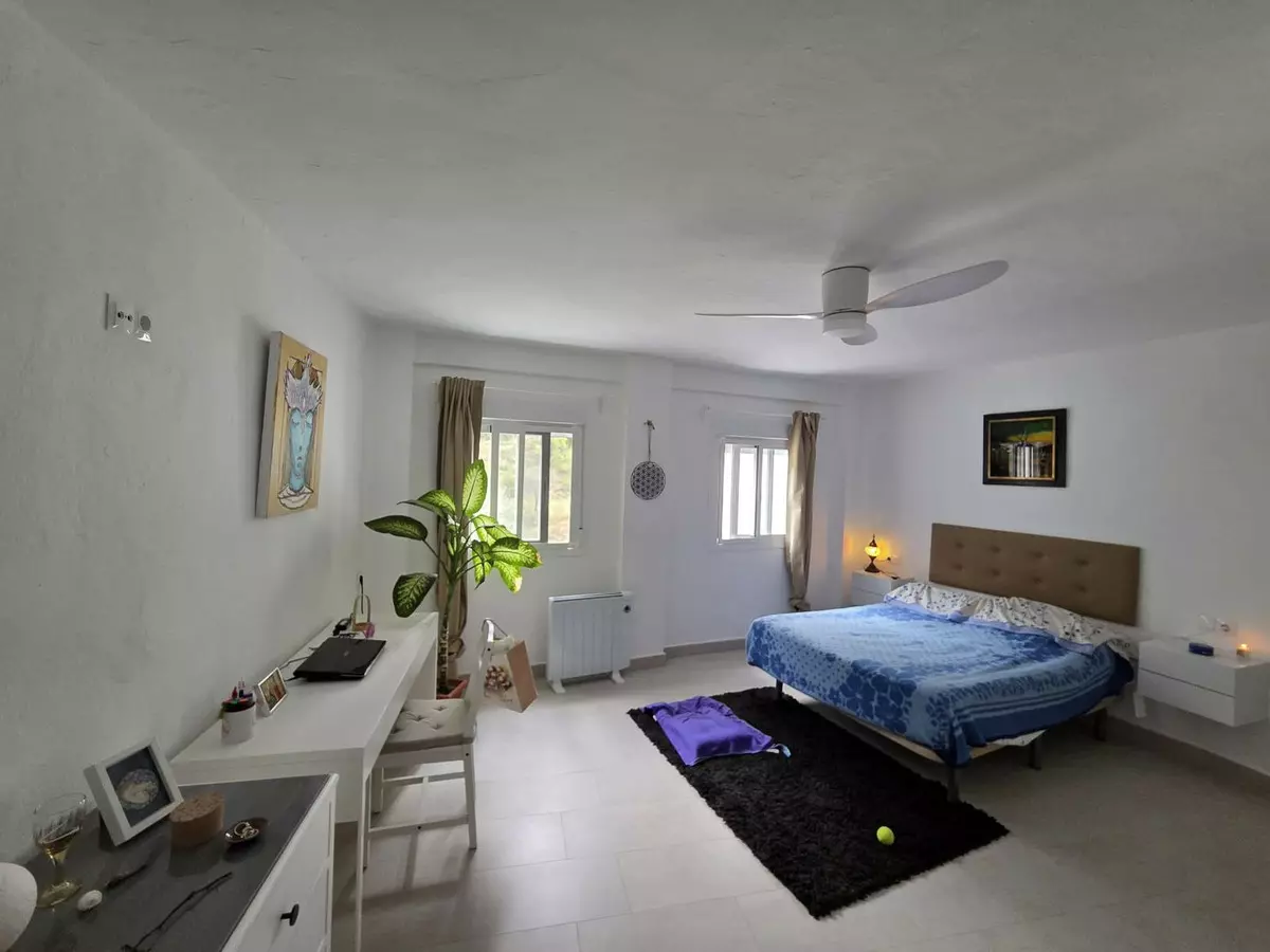 4-bedroom Town House In Tolox, Spain (226 M²)