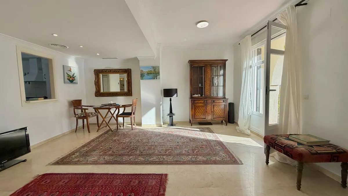 4-bedroom Town House In Marbella, Spain (232 M²)
