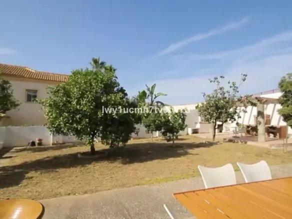 4-bedroom Villa In Málaga, Spain (317 M²)