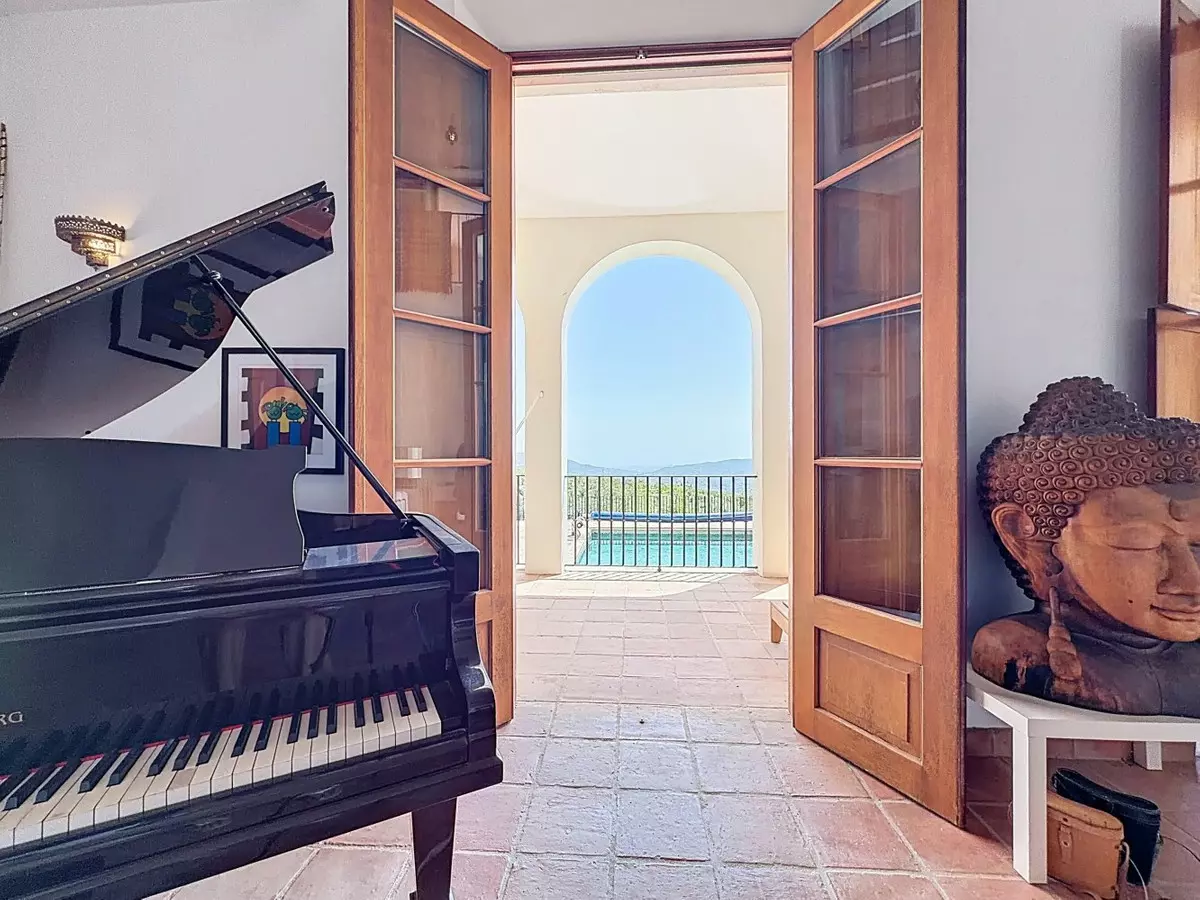 8-bedroom Villa In Alcaucín, Spain (962 M²)