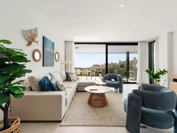 3-bedroom Apartment In Marbella, Spain (151 M²)