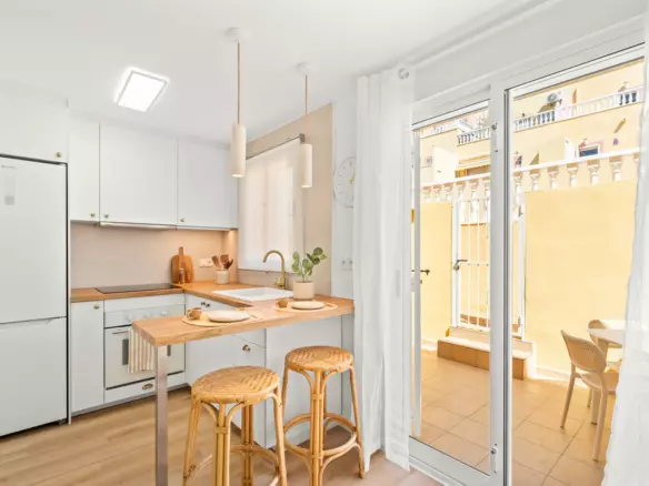 2-bedroom Town House In Orihuela, Spain (64 M²)