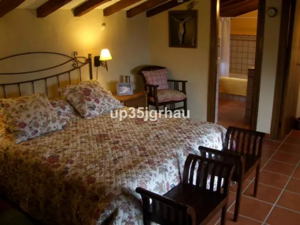 4-bedroom Country House In Jubrique, Spain (330 M²)
