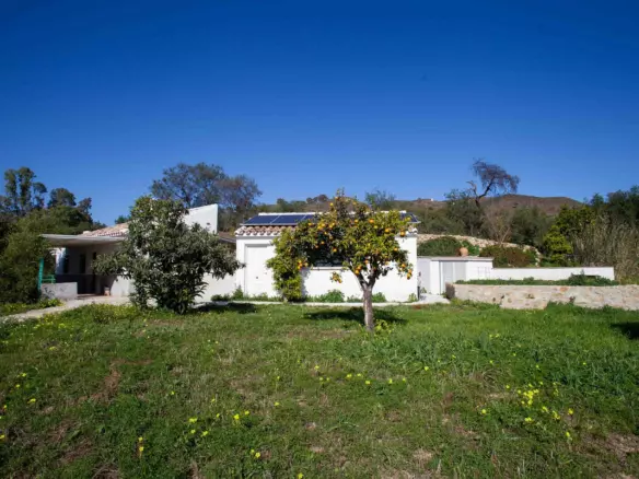 4-bedroom Country House In Casarabonela, Spain (173 M²)