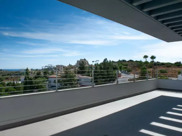 2-bedroom Apartment In Estepona, Spain (81 M²)