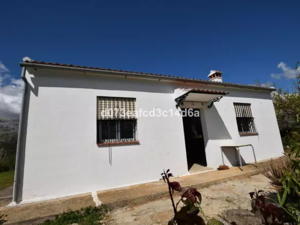 2-bedroom Country House In Cartajima, Spain (66 M²)