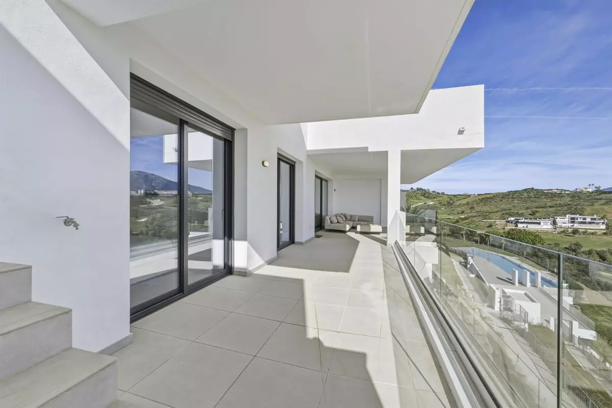 2-bedroom Apartment In Mijas, Spain (89 M²)