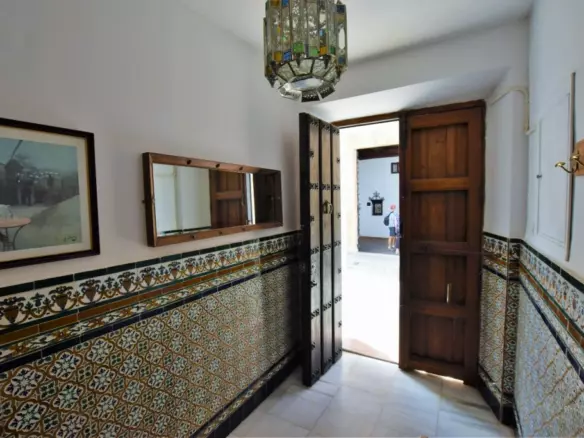 5-bedroom Villa In Ronda, Spain (404 M²)