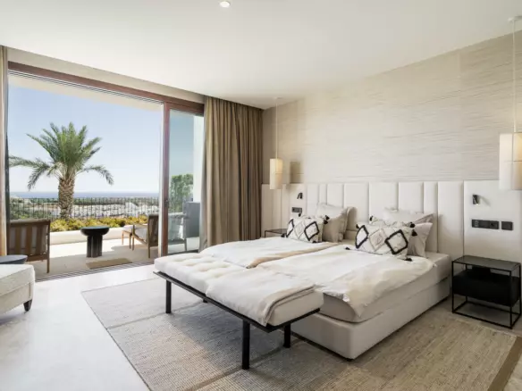 3-bedroom Apartment In Casares, Spain (306 M²)