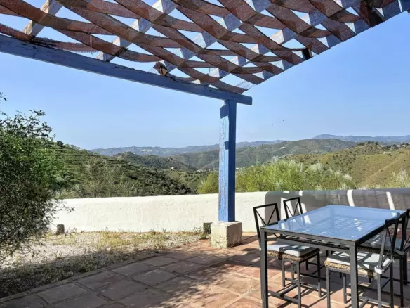 4-bedroom Country House In Canillas De Aceituno, Spain (240 M²)