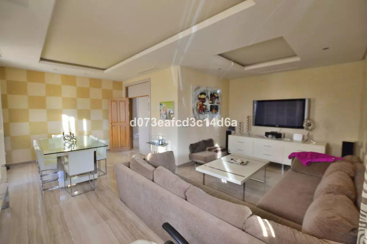 4-bedroom Villa In Ronda, Spain (349 M²)