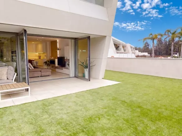 3-bedroom Villa In Mijas, Spain (228 M²)