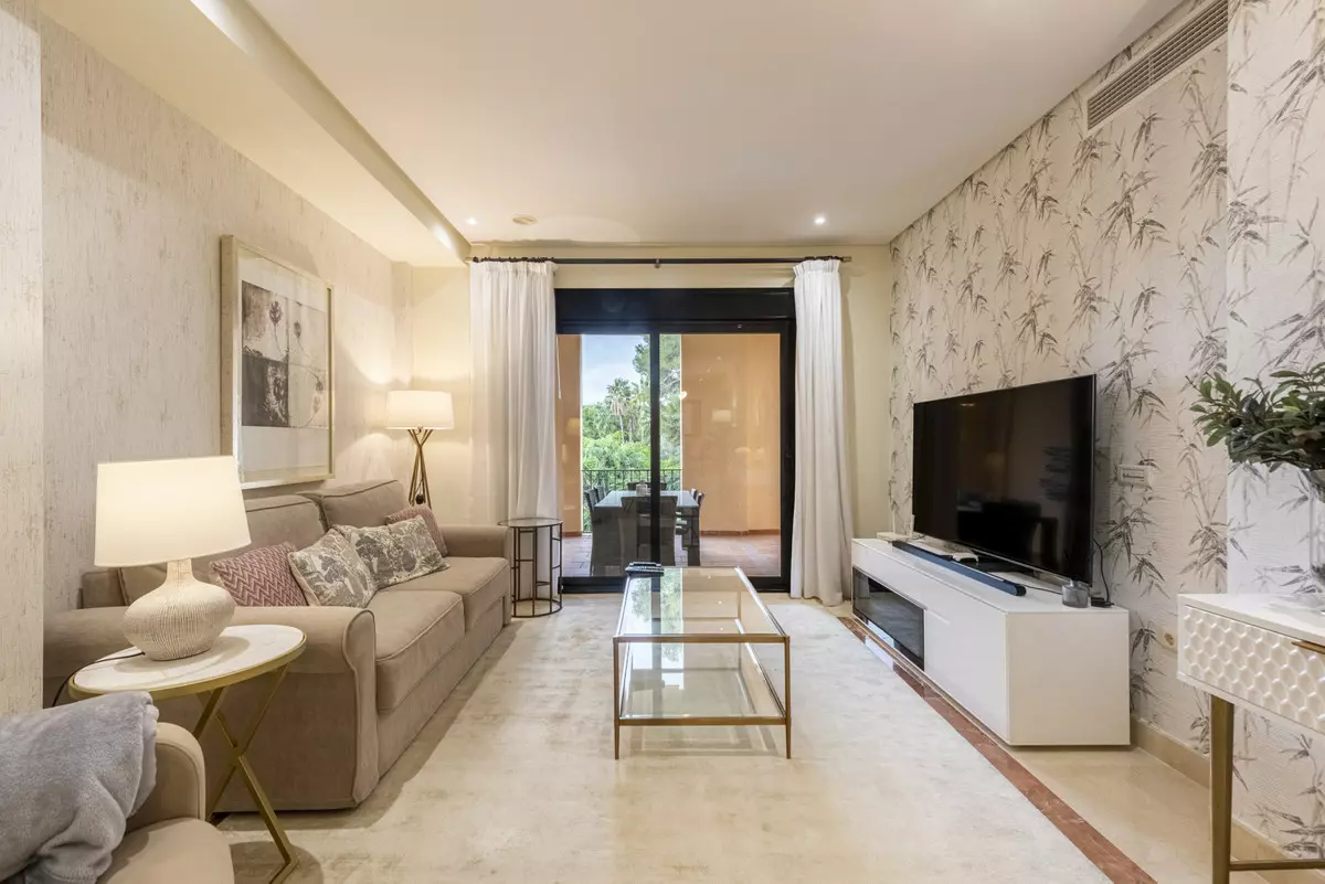 2-bedroom Apartment In Marbella, Spain (176 M²)