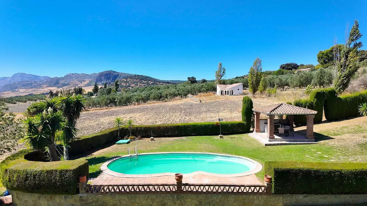 5-bedroom Country House In Ronda, Spain (950 M²)
