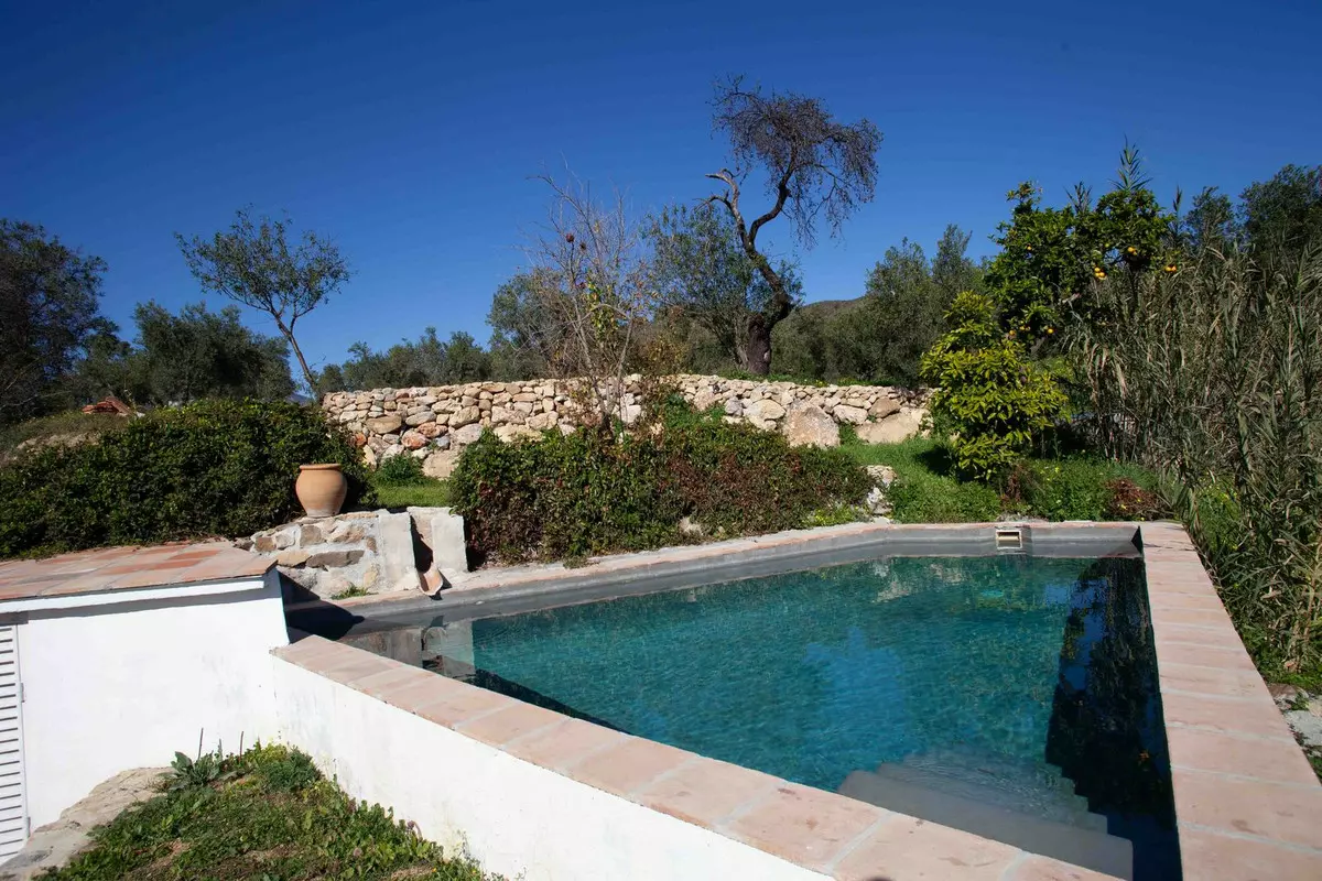 4-bedroom Country House In Casarabonela, Spain (173 M²)