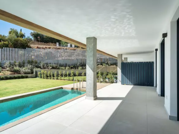 2-bedroom Apartment In Marbella, Spain (92 M²)