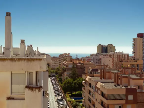 3-bedroom Apartment In Fuengirola, Spain (134 M²)