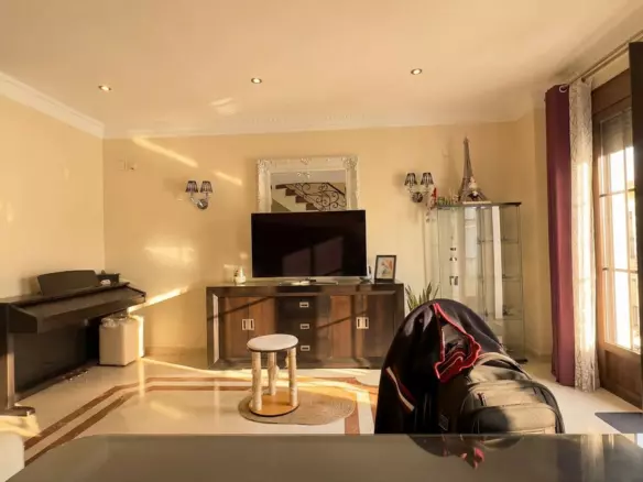 4-bedroom Apartment In Ronda, Spain (161 M²)