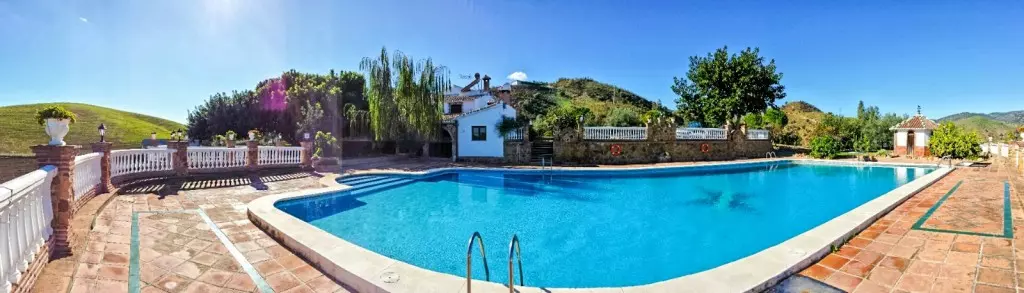 6-bedroom Country House In Casarabonela, Spain (699 M²)