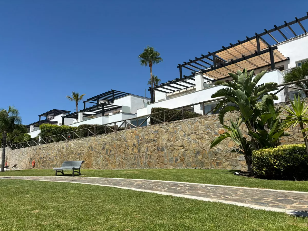 4-bedroom Town House In Marbella, Spain (220 M²)