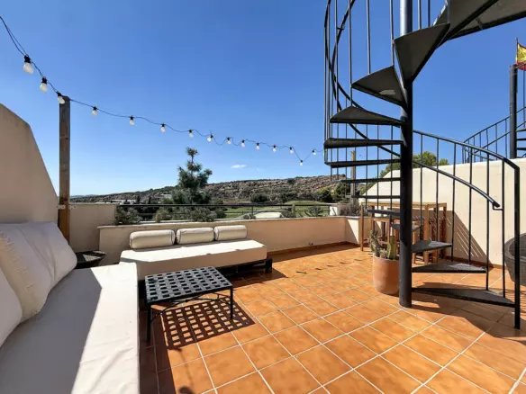3-bedroom Apartment In Casares, Spain (194 M²)