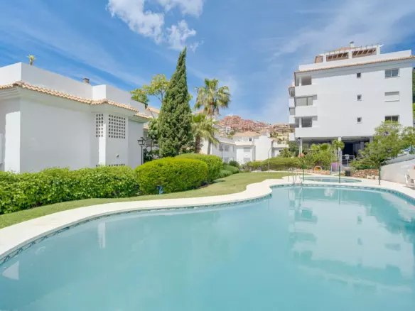 3-bedroom Apartment In Mijas, Spain (130 M²)