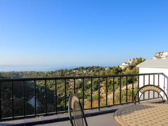 3-bedroom Villa In Frigiliana, Spain (165 M²)