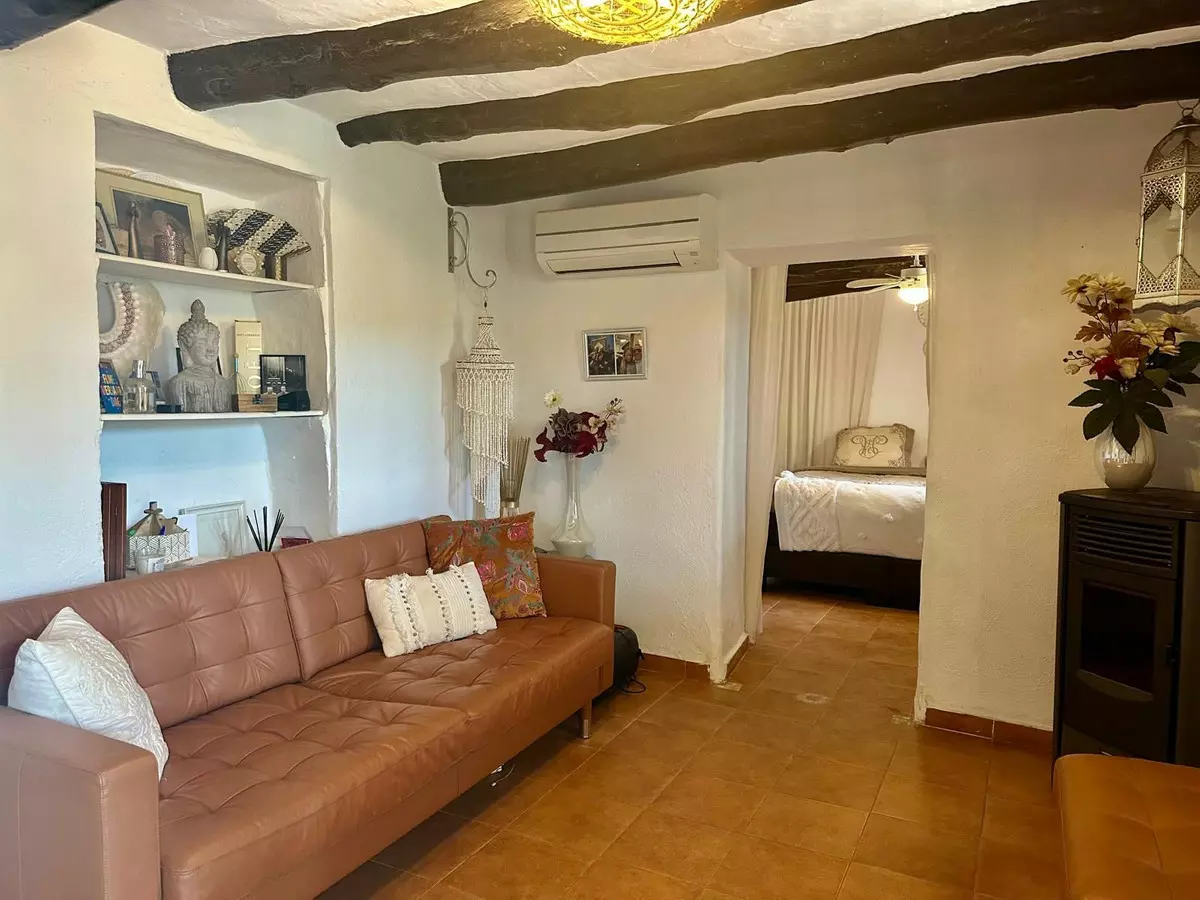 2-bedroom Villa In Villanueva De Algaidas, Spain (115 M²)