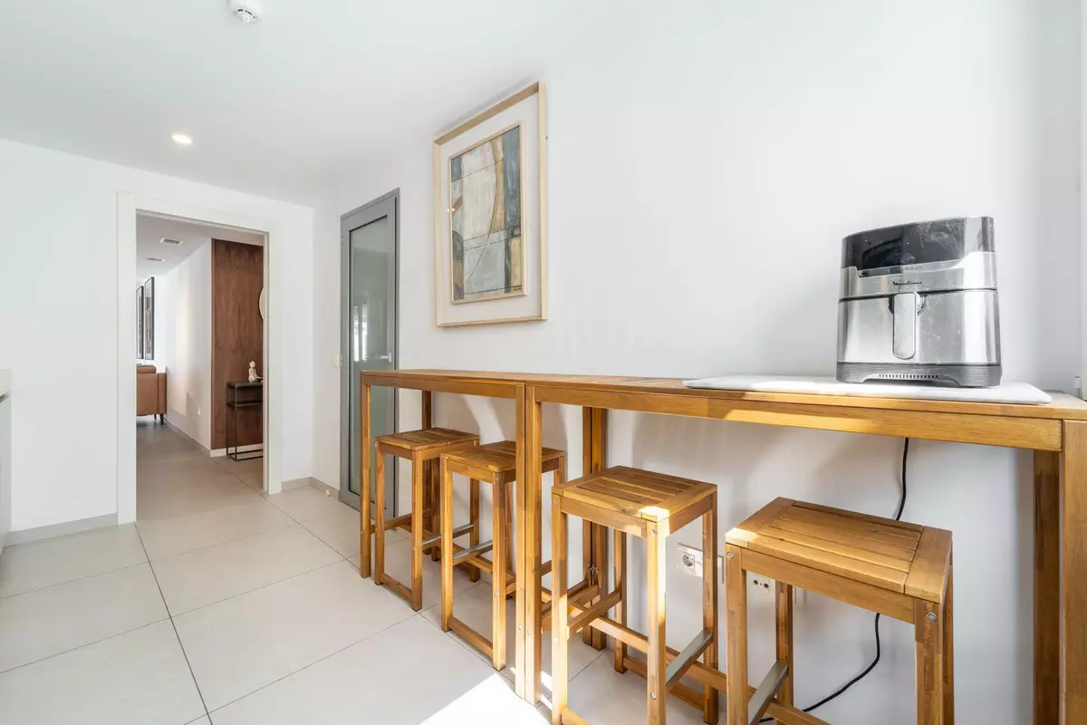 3-bedroom Apartment In Marbella, Spain (145 M²)