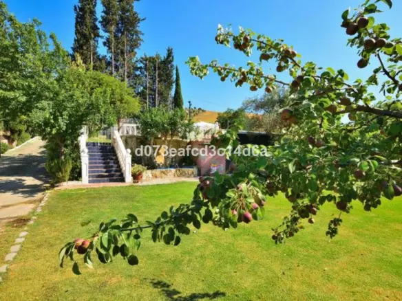 3-bedroom Country House In Benaoján, Spain (85 M²)