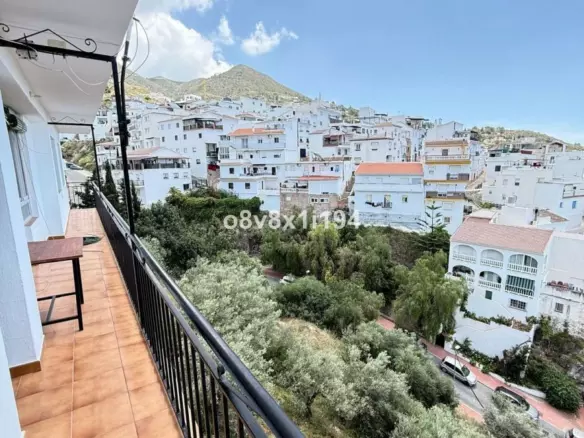 4-bedroom Villa In Cómpeta, Spain (507 M²)