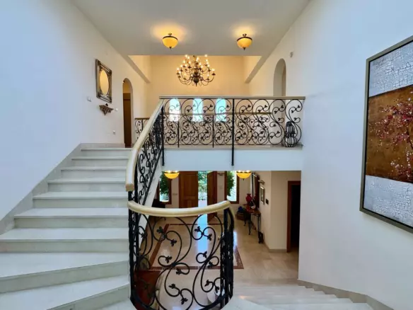 6-bedroom Villa In Mijas, Spain (797 M²)