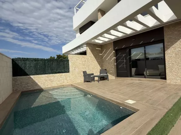 2-bedroom Villa In Los Montesinos, Spain (100 M²)
