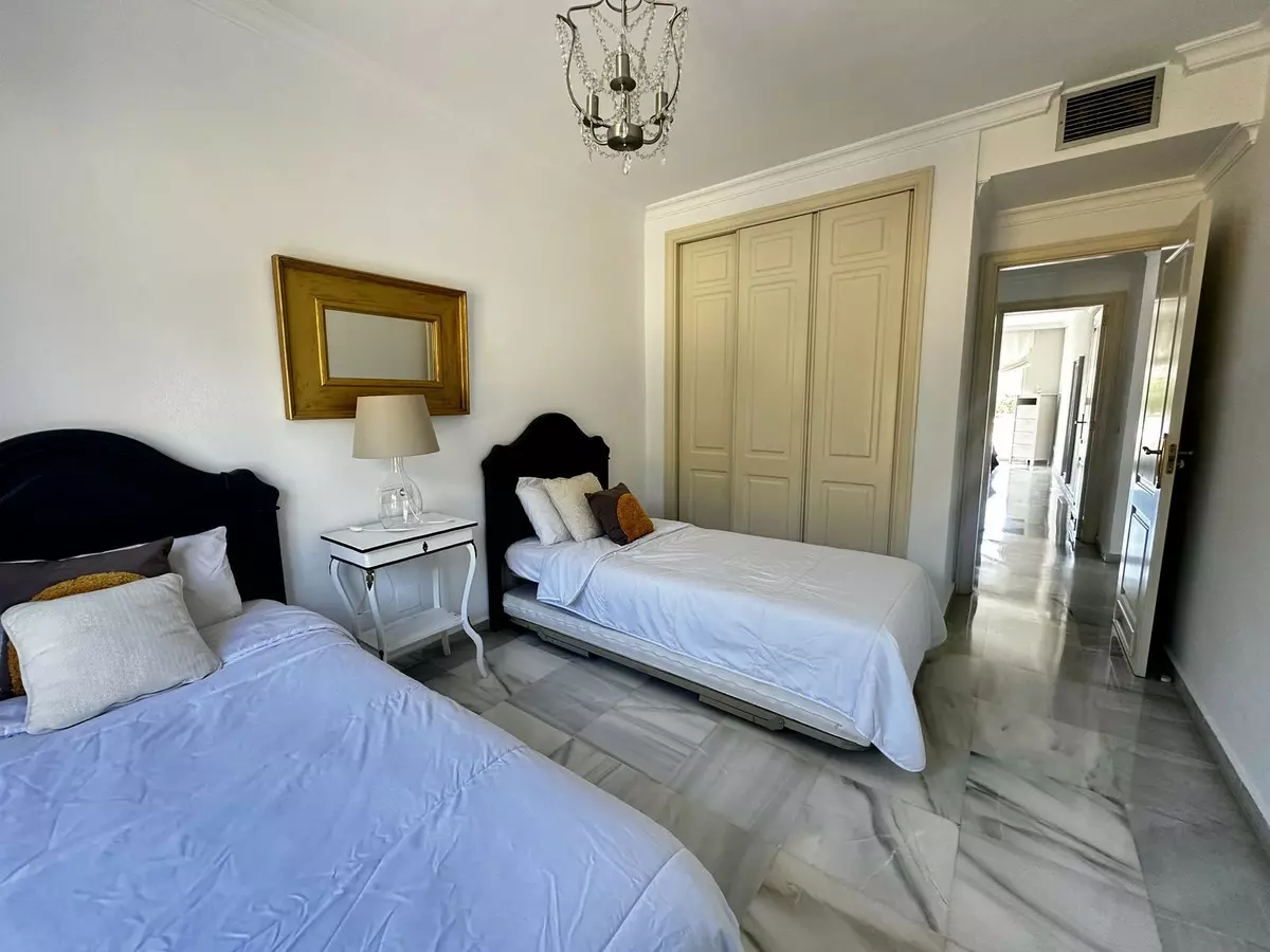 2-bedroom Apartment In Marbella, Spain (85 M²)