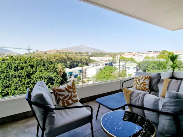 3-bedroom Apartment In Marbella, Spain (120 M²)