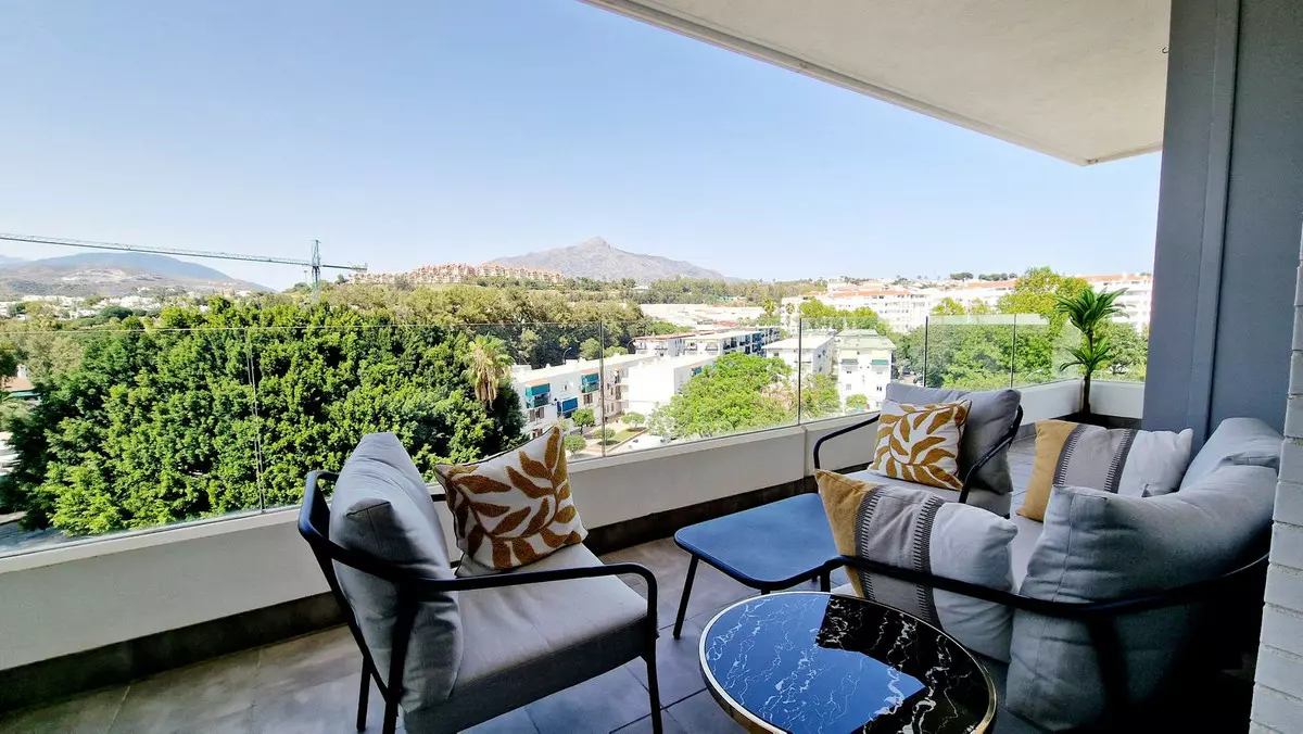 3-bedroom Apartment In Marbella, Spain (120 M²)
