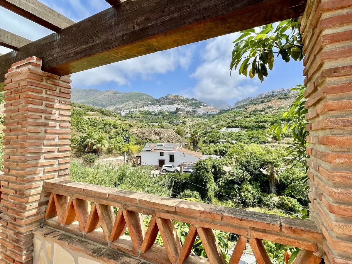 3-bedroom Villa In Frigiliana, Spain (120 M²)