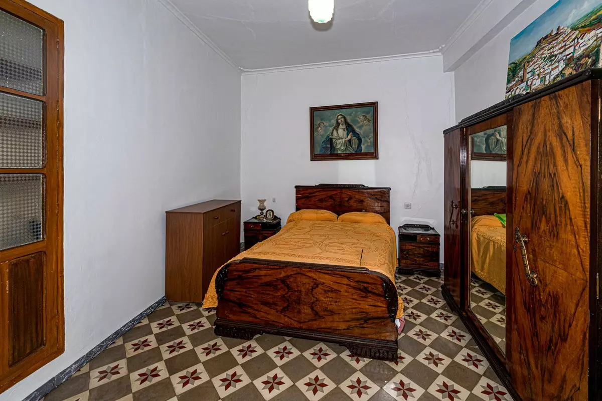 5-bedroom Town House In Colmenar, Spain (457 M²)