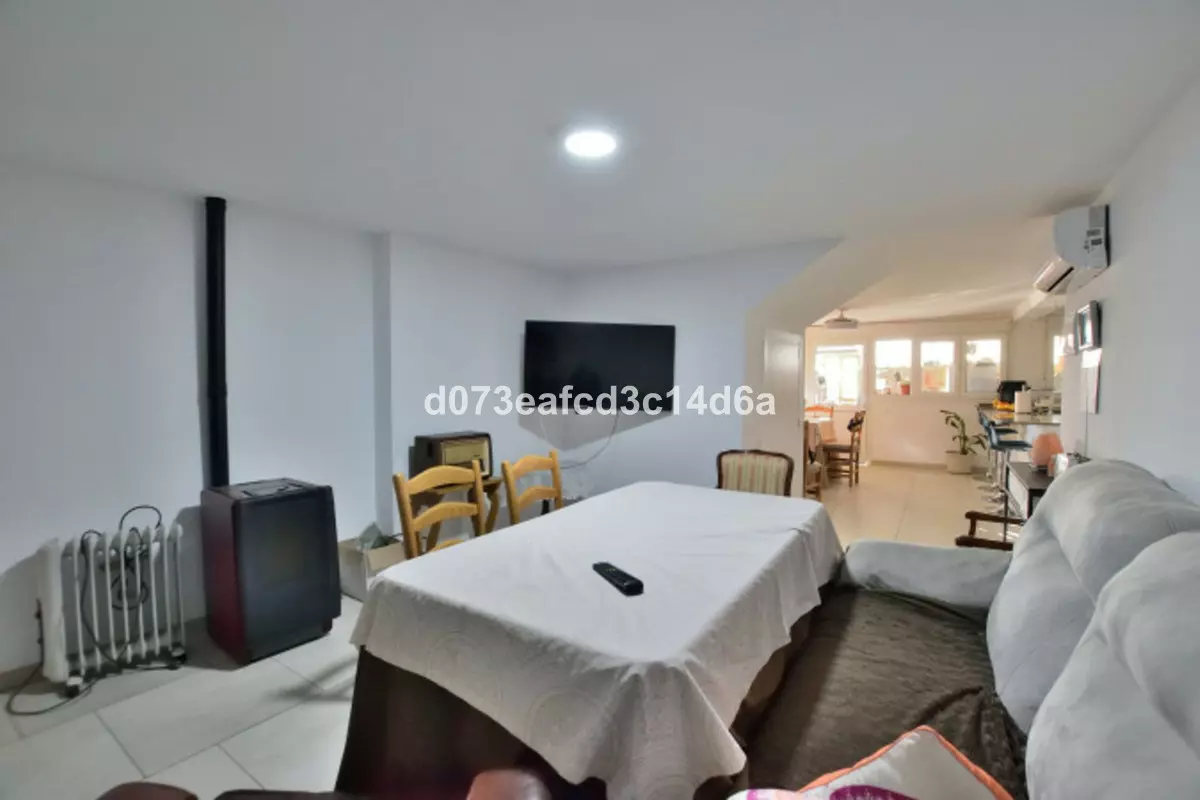 3-bedroom Country House In Ronda, Spain (200 M²)