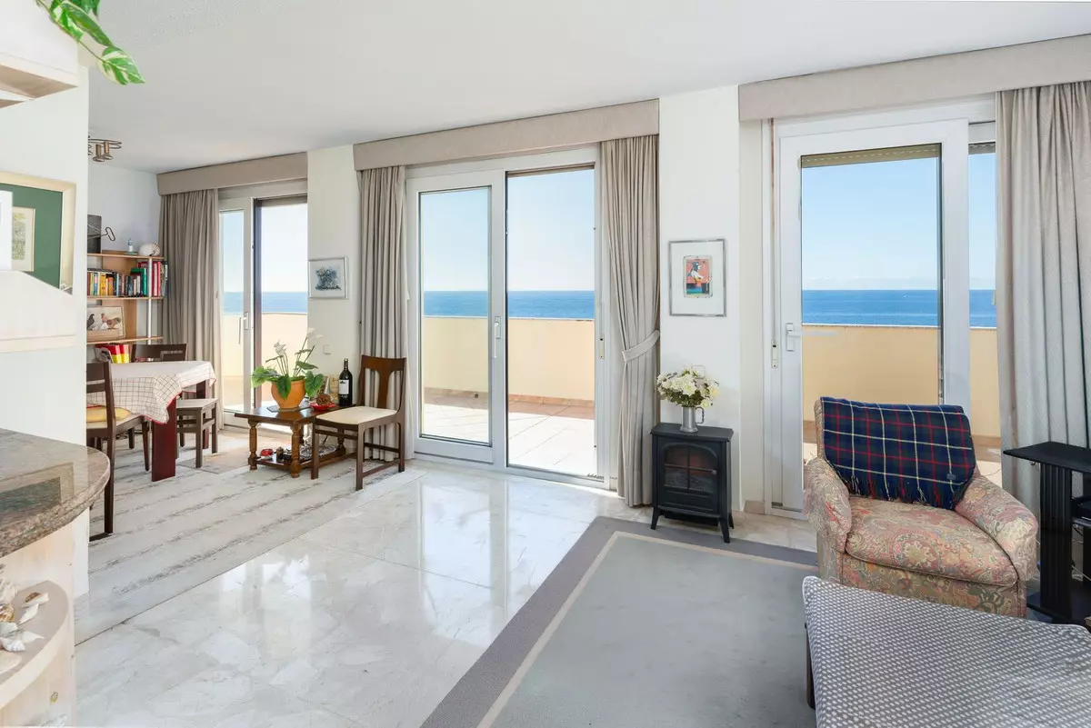 3-bedroom Apartment In Marbella, Spain (94 M²)