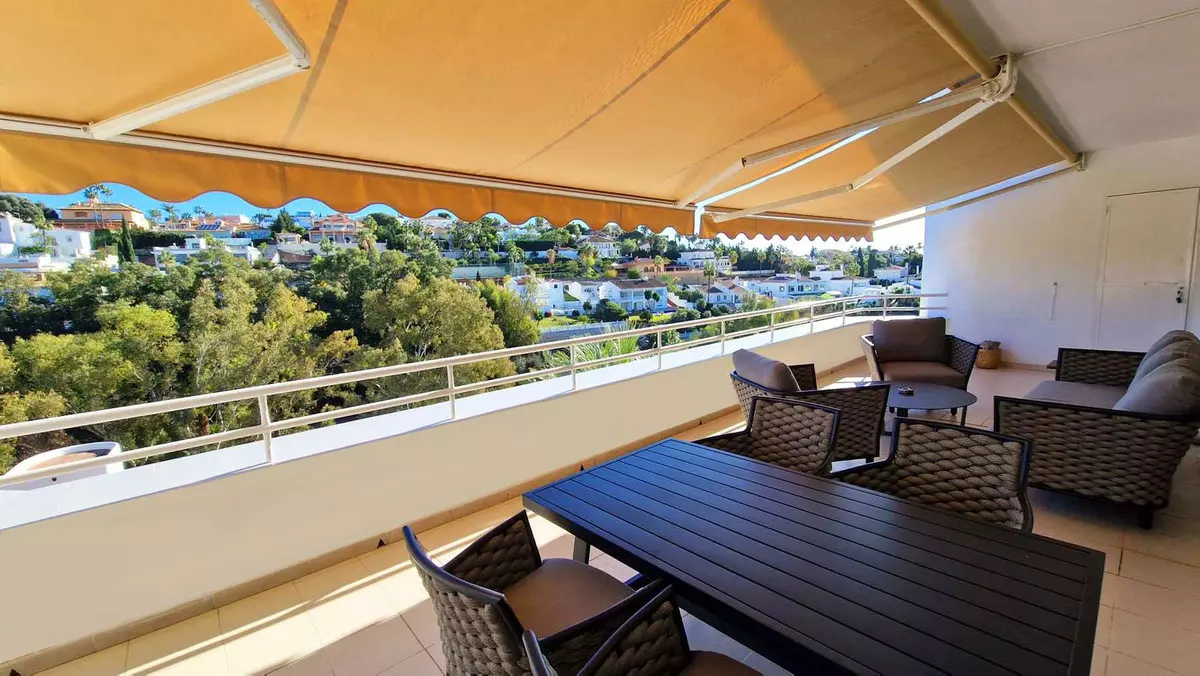 3-bedroom Apartment In Benalmádena, Spain (122 M²)